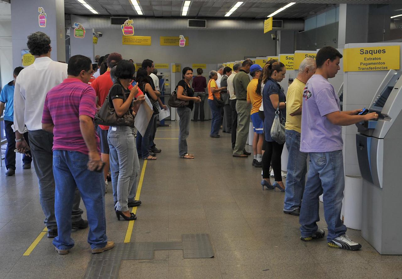 Brasil está no estágio da "bancarização": contas correntes simplificadas